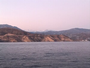 La Sierra Nevada vue de la mer dAlboran