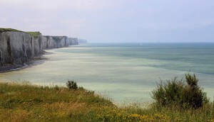 Falaises pr&egrave;s de F&eacute;camp 